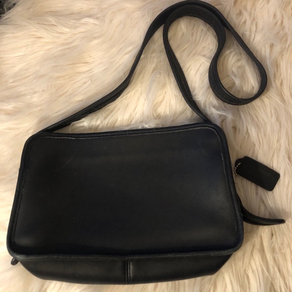 Auth Coach Leather Bag - Picture 2 of 8